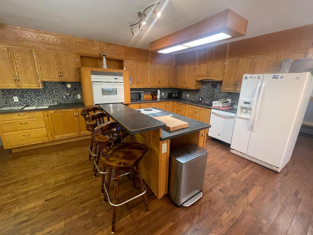 Blaeberry Valley Vacation Rentals Golden Luaran gambar