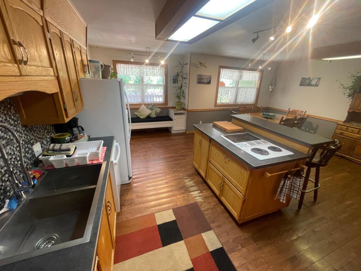 Blaeberry Valley Vacation Rentals Golden Luaran gambar
