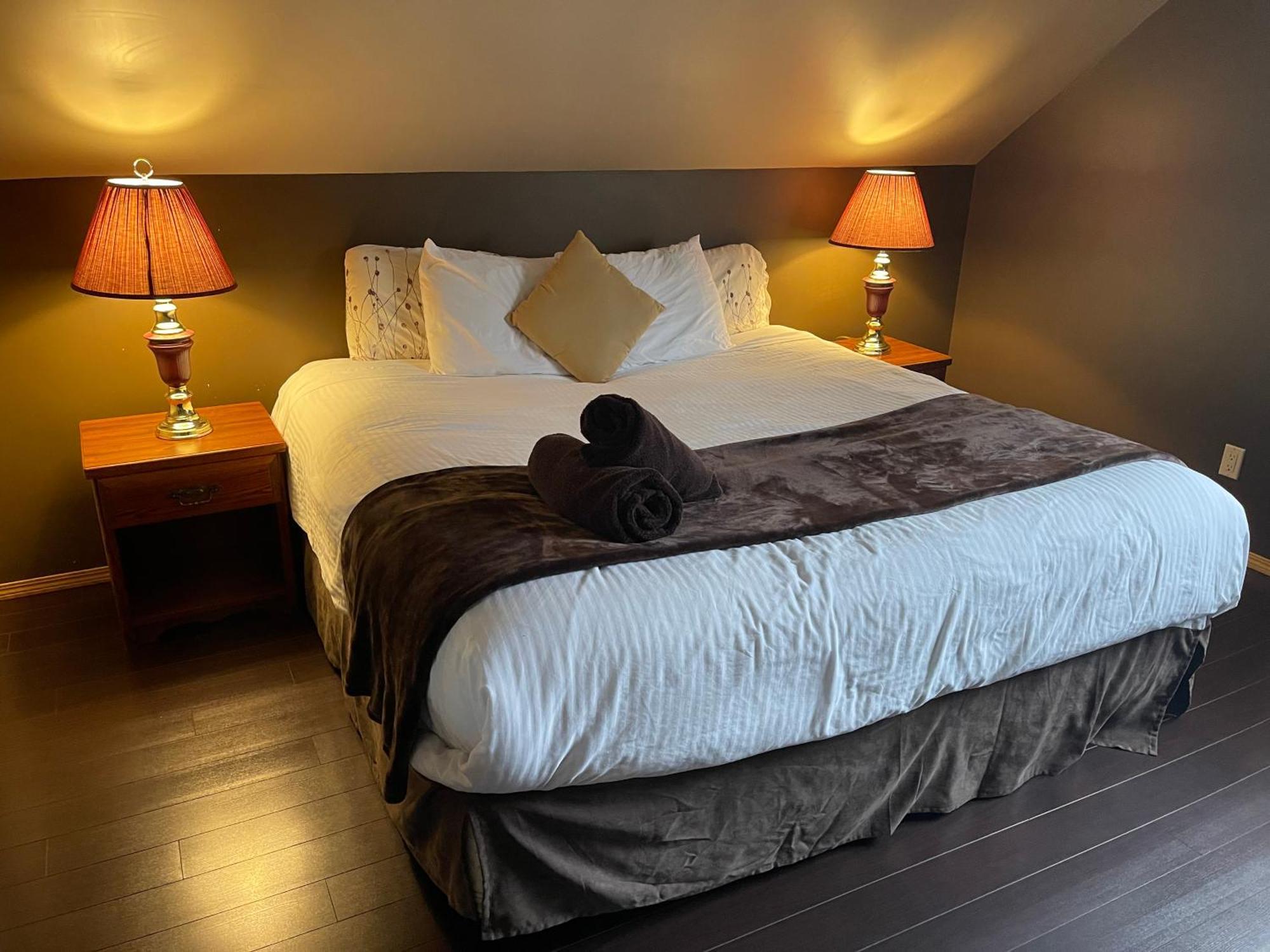Blaeberry Valley Vacation Rentals Golden Luaran gambar