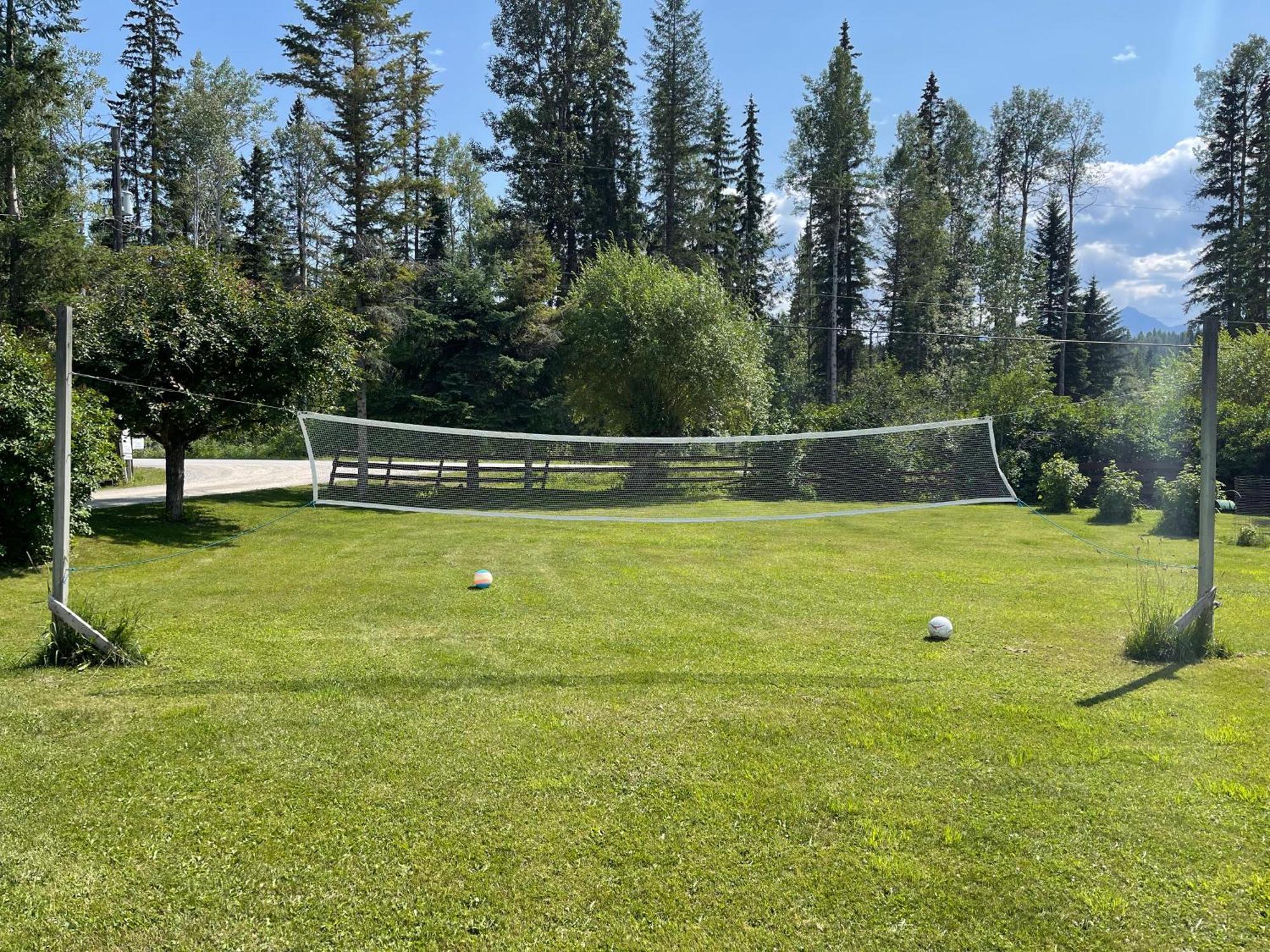 Blaeberry Valley Vacation Rentals Golden Luaran gambar